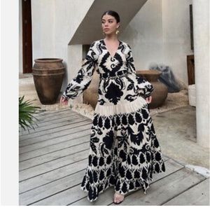 Zara Black and Cream Maxi Dress